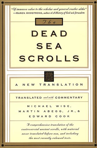 Dead Sea Scrolls A New Translation N/A 9780060692018 Front Cover