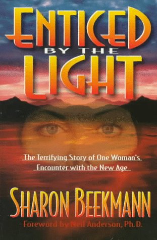 Enticed by the Light : The Terrifying Story of One Woman's Encounter with the New Age  1997 9780310210030 Front Cover