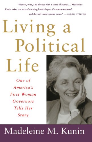 Living a Political Life One of America's First Woman Governors Tells Her Story N/A 9780679740087 Front Cover