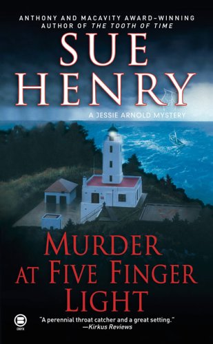 Murder at Five Finger Light A Jessie Arnold Mystery N/A 9780451412096 Front Cover
