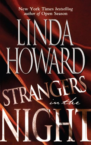 Strangers in the Night  N/A 9781451628135 Front Cover