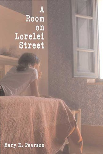 Room on Lorelei Street  N/A 9780312380199 Front Cover