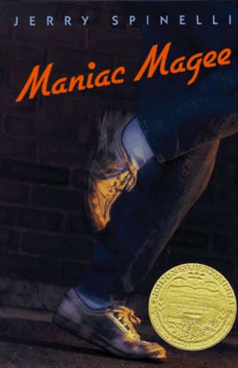 Maniac Magee (Newbery Medal Winner)   1990 9780316807227 Front Cover