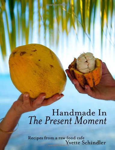 Handmade in the Present Moment  N/A 9781475103243 Front Cover
