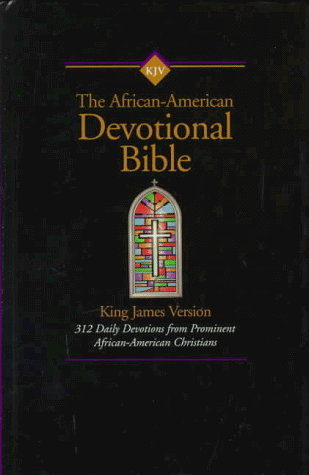African American Devotional Bible 360 Daily Devotions from Prominent African American Christians N/A 9780310918271 Front Cover