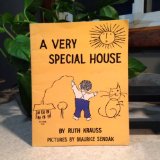 Very Special House  N/A 9780064432283 Front Cover