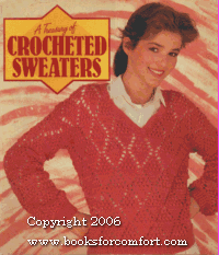 Treasury of Crocheted Sweaters   1985 9780024967305 Front Cover