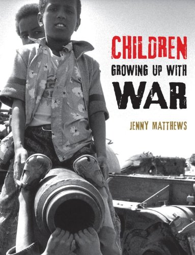 Children Growing up with War  N/A 9780763669423 Front Cover