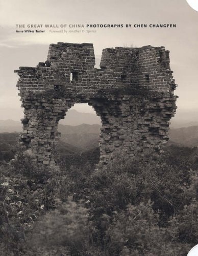 Great Wall of China Photographs by Chen Changfen  2007 9780300122473 Front Cover