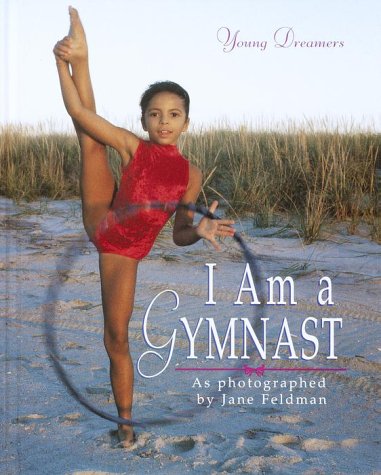 I Am a Gymnast   2000 9780375902512 Front Cover
