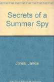 Secrets of a Summer Spy N/A 9780027478617 Front Cover