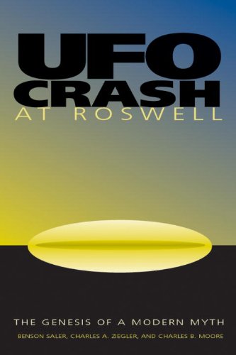 UFO Crash at Roswell The Genesis of a Modern Myth 2nd 2003 9781588340634 Front Cover