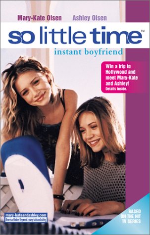 Instant Boyfriend Large Type  9780060083694 Front Cover