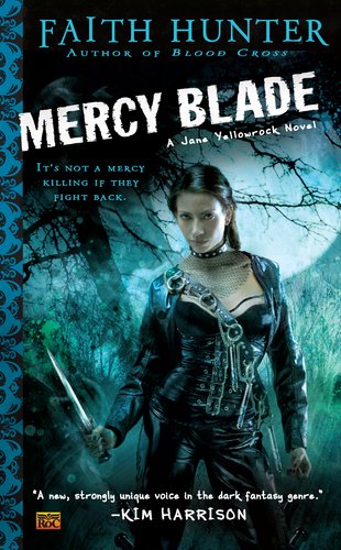 Mercy Blade A Jane Yellowrock Novel N/A 9780451463722 Front Cover
