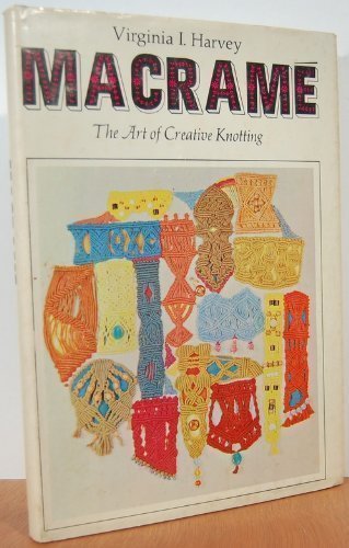 Macrame : The Art of Creative Knotting N/A 9780442311865 Front Cover