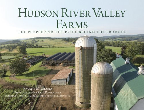 River Valley Farms The People and the Pride Behind the Produce  2009 9780762748921 Front Cover