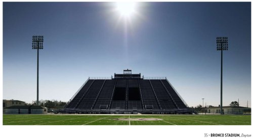 Home Field Texas High School Football Stadiums from Alice to Zephyr  2010 9780292721999 Front Cover