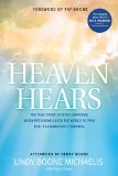 Heaven Hears The True Story of What Happened When Pat Boone Asked the World to Pray for His Grandson's Survival  9781414383248 Front Cover