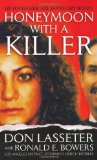 Honeymoon with a Killer 2009 9780786019298 Front Cover