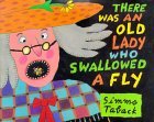 There Was an Old Lady Who Swallowed a Fly 1997 9780670869398 Front Cover