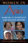 Women in Asia Restoring Women to History  9780253212672 Front Cover