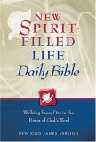 New Spirit-Filled Life Daily Bible 2007 9780718020774 Front Cover
